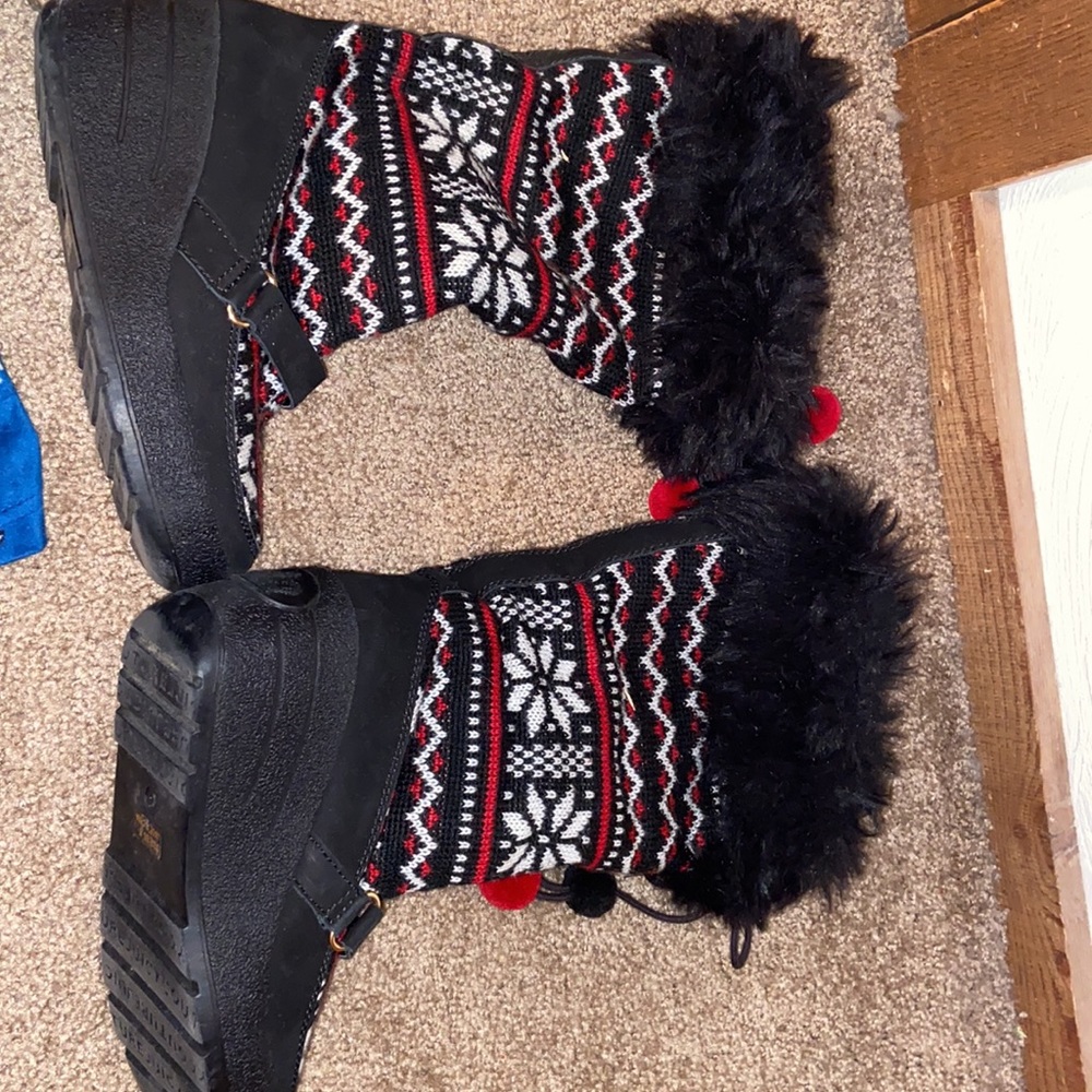 Juicy Couture Snowball Boots, Sz 8 - Picture 2 of 8